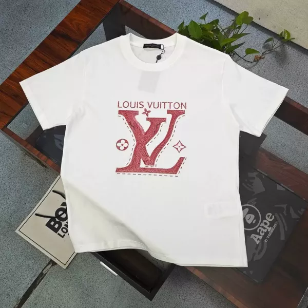 루이비통 LV 로고 프린트 루즈핏 반소매 티셔츠