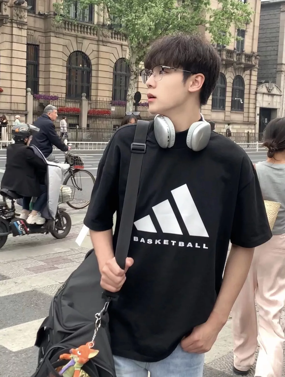 아디다스 농구 레터링 로고 반소매 티셔츠 상세 이미지 28