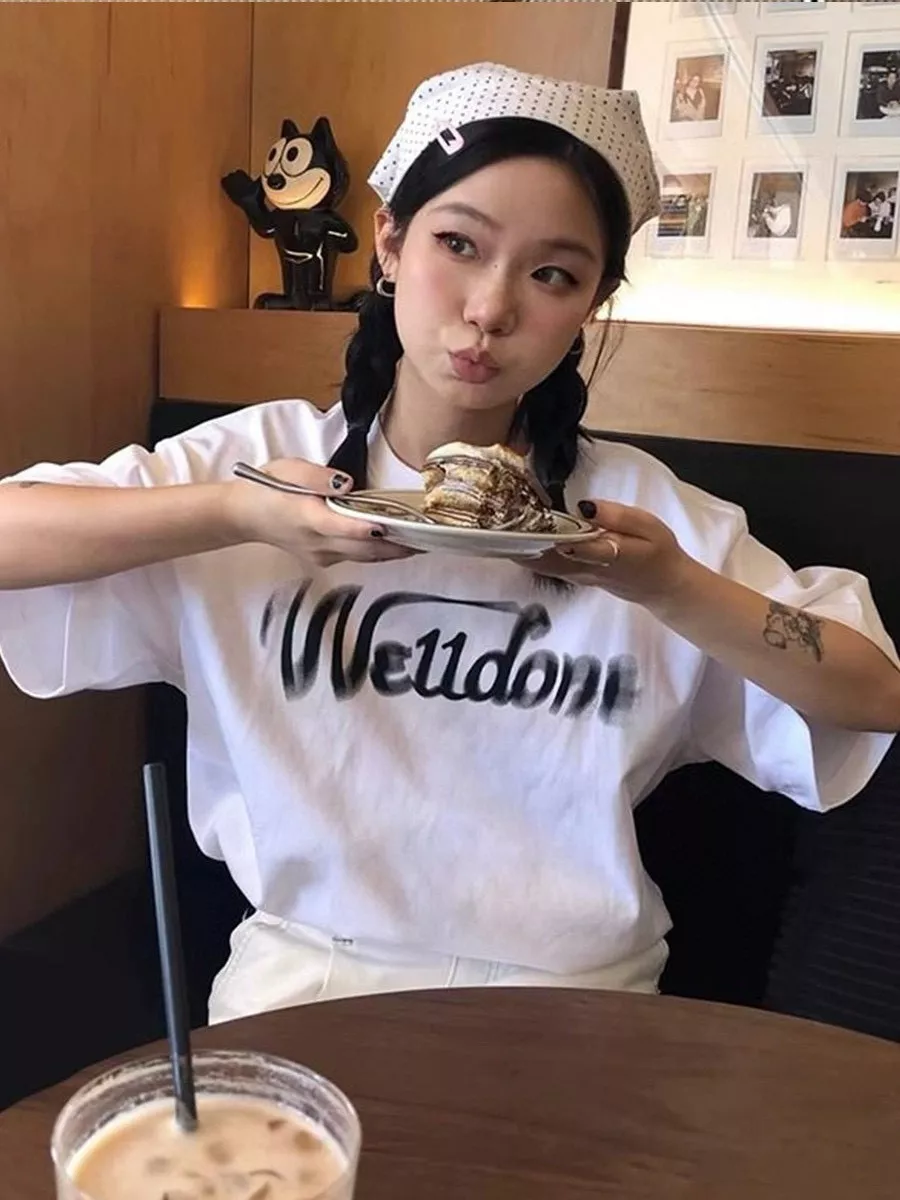 웰던 블러 레터링 루즈핏 라운드넥 반소매 티셔츠 상세 이미지 24