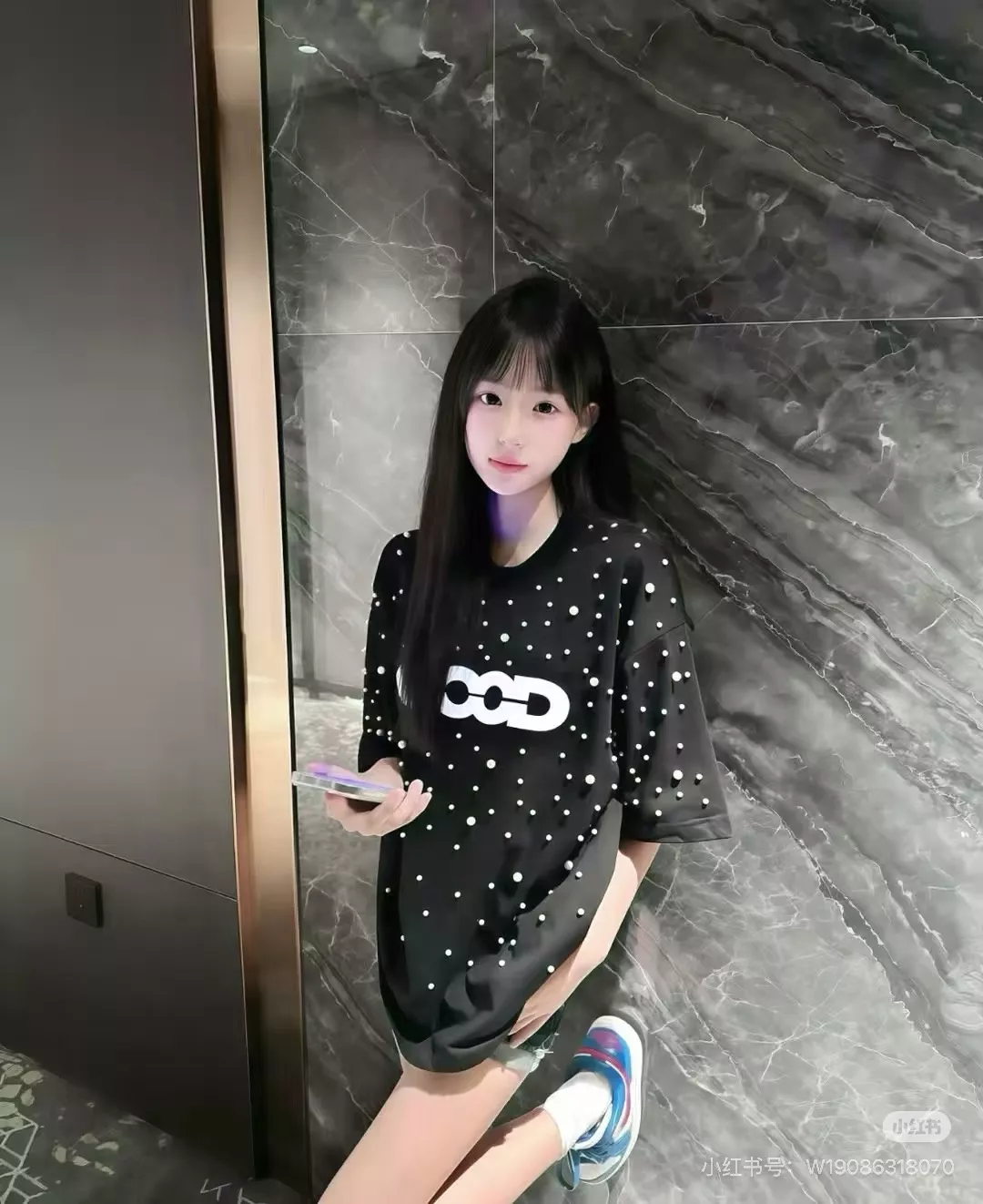 굿브랜드 진주 장식 로고 반소매 티셔츠 상세 이미지 27