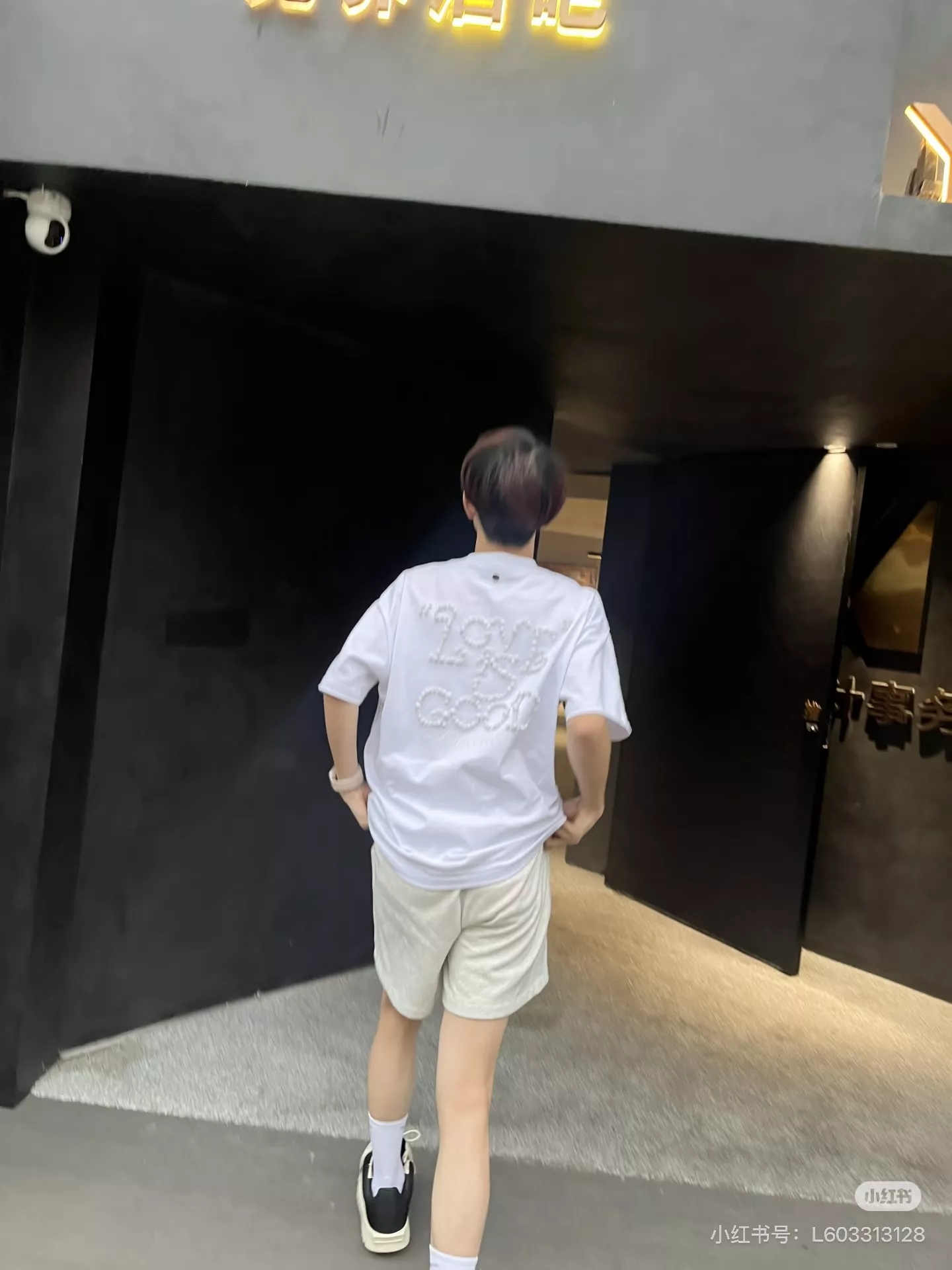 굿브랜드 레터링 진주 장식 반소매 티셔츠 상세 이미지 34
