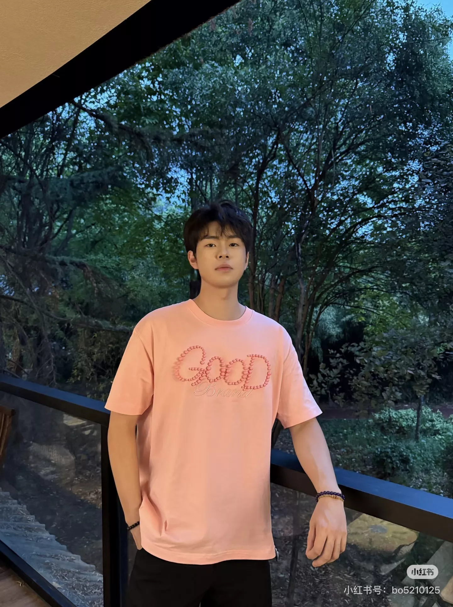굿브랜드 레터링 진주 장식 반소매 티셔츠 상세 이미지 20