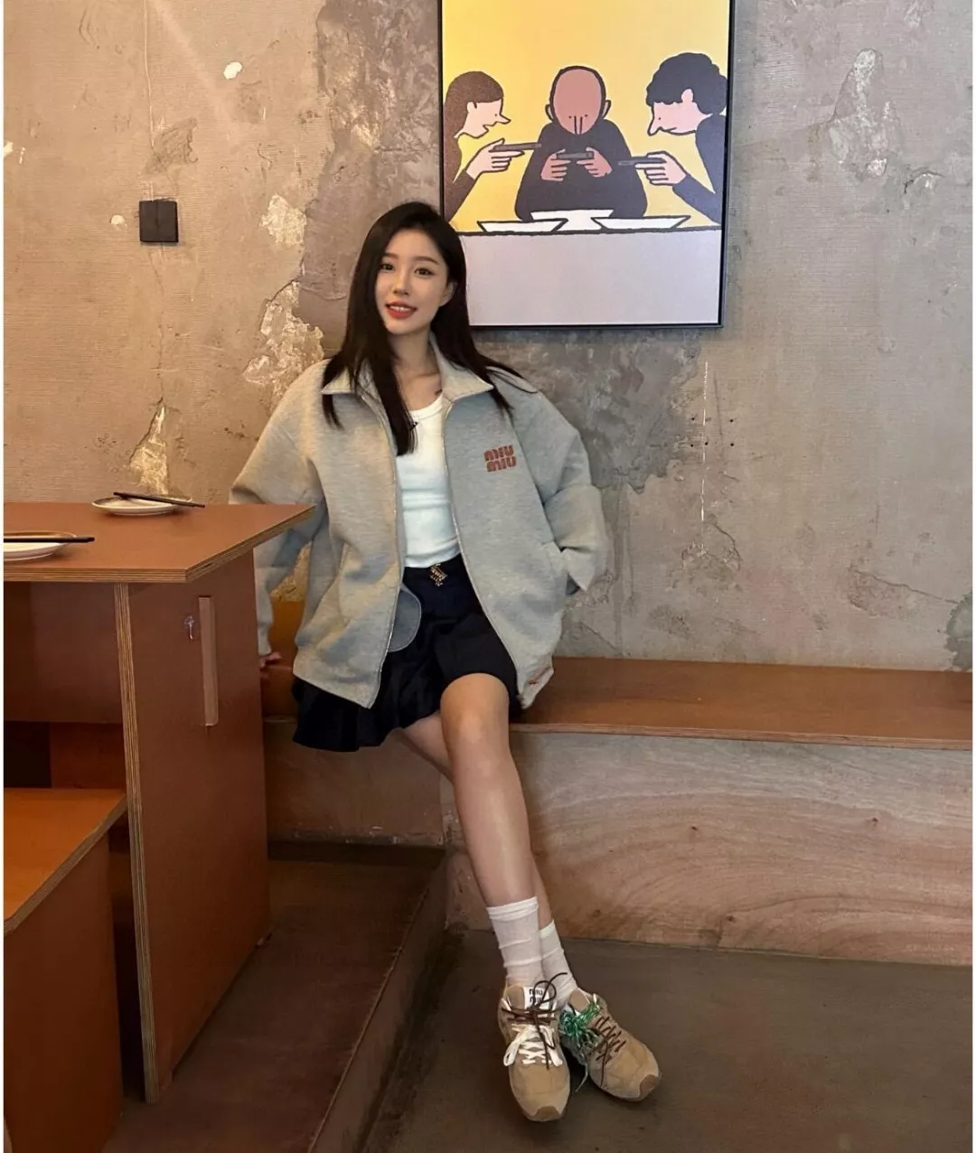 미우미우 자수 로고 장식 집업 카라 재킷 상세 이미지 26