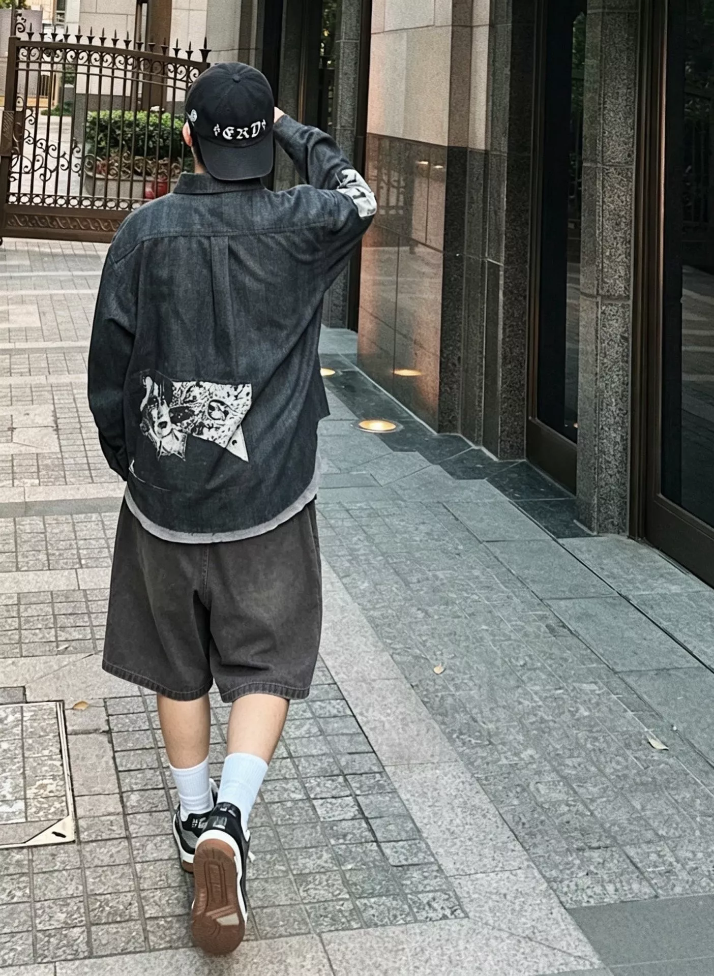 앙팡리쉬데프리메 워싱 디스트로이드 그래피티 데님 반바지 상세 이미지 17