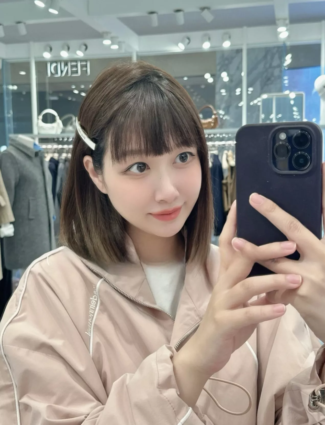 미우미우 레터 장식 헤어핀 상세 이미지 19
