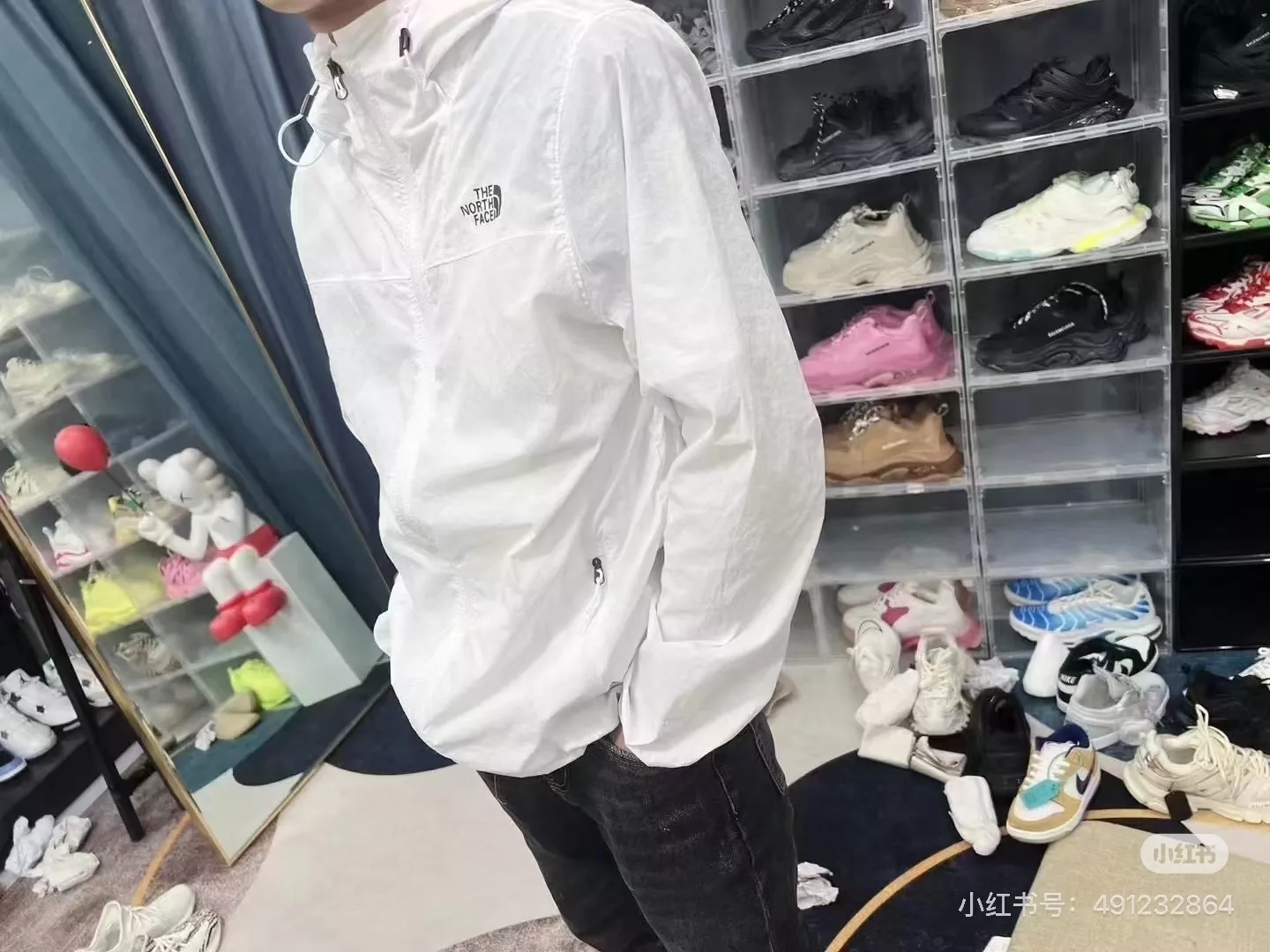 노스페이스 남녀공용 초경량 후드 집업 재킷 상세 이미지 33