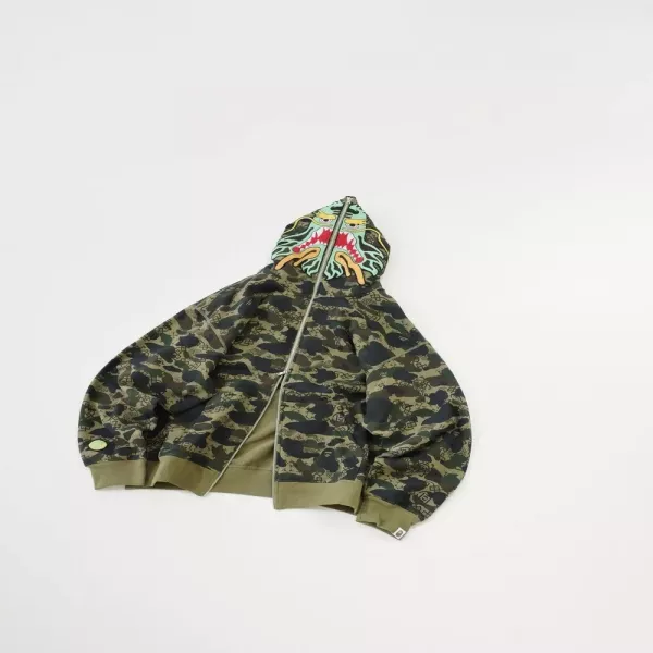 베이프 클랏 SS25 카모 샤크 후드 티셔츠