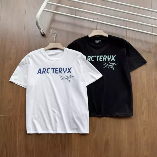 아크테릭스 프린트 루즈핏 반소매 티셔츠