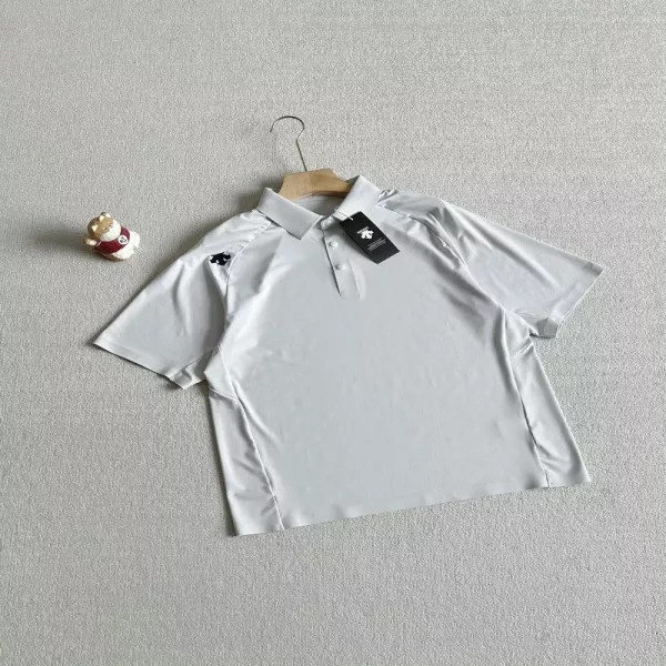데상트 기능성 반소매 카라 티셔츠