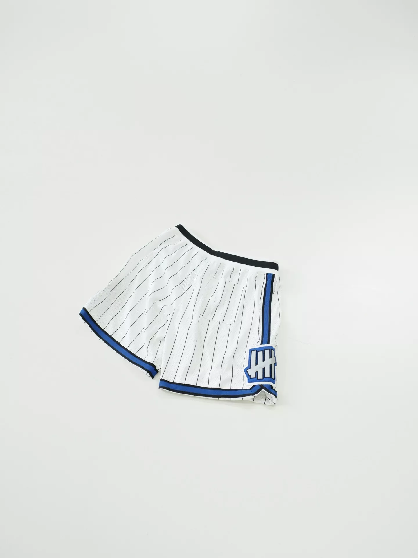 언디피티드 복고 무드의 더블 메쉬 농구 하프 팬츠 상세 이미지 4