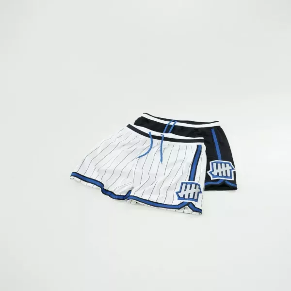 언디피티드 복고 무드의 더블 메쉬 농구 하프 팬츠