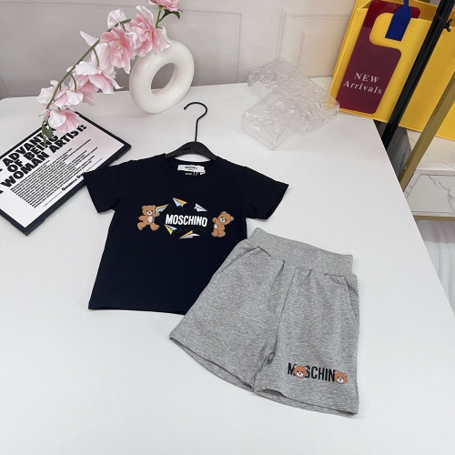 모스키노 키즈 베어 프린트 반소매 상하의 세트