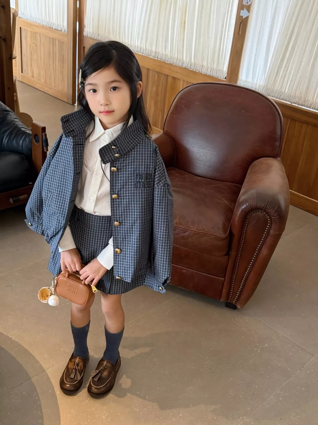 미우미우 체크 패턴 스탠드칼라 재킷과 팬츠스커트 세트 상세 이미지 16