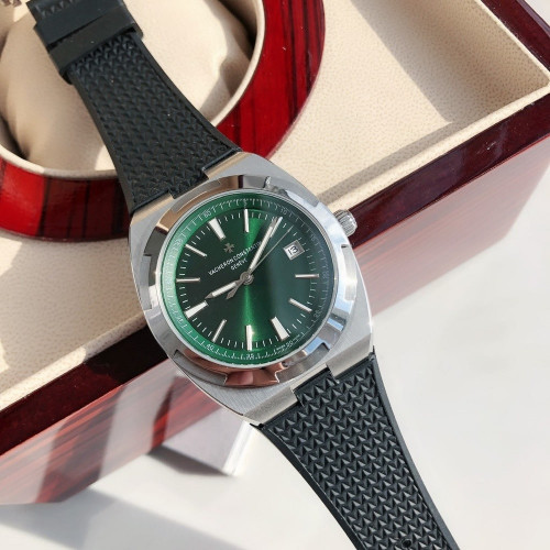바쉐론콘스탄틴 오버시즈 4500V 41mm 스테인리스 오토매틱 워치