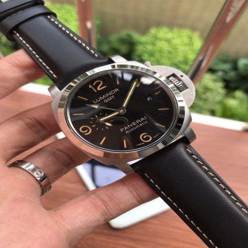 파네라이 1950 시리즈 데이트 44mm 가죽 스트랩 워치