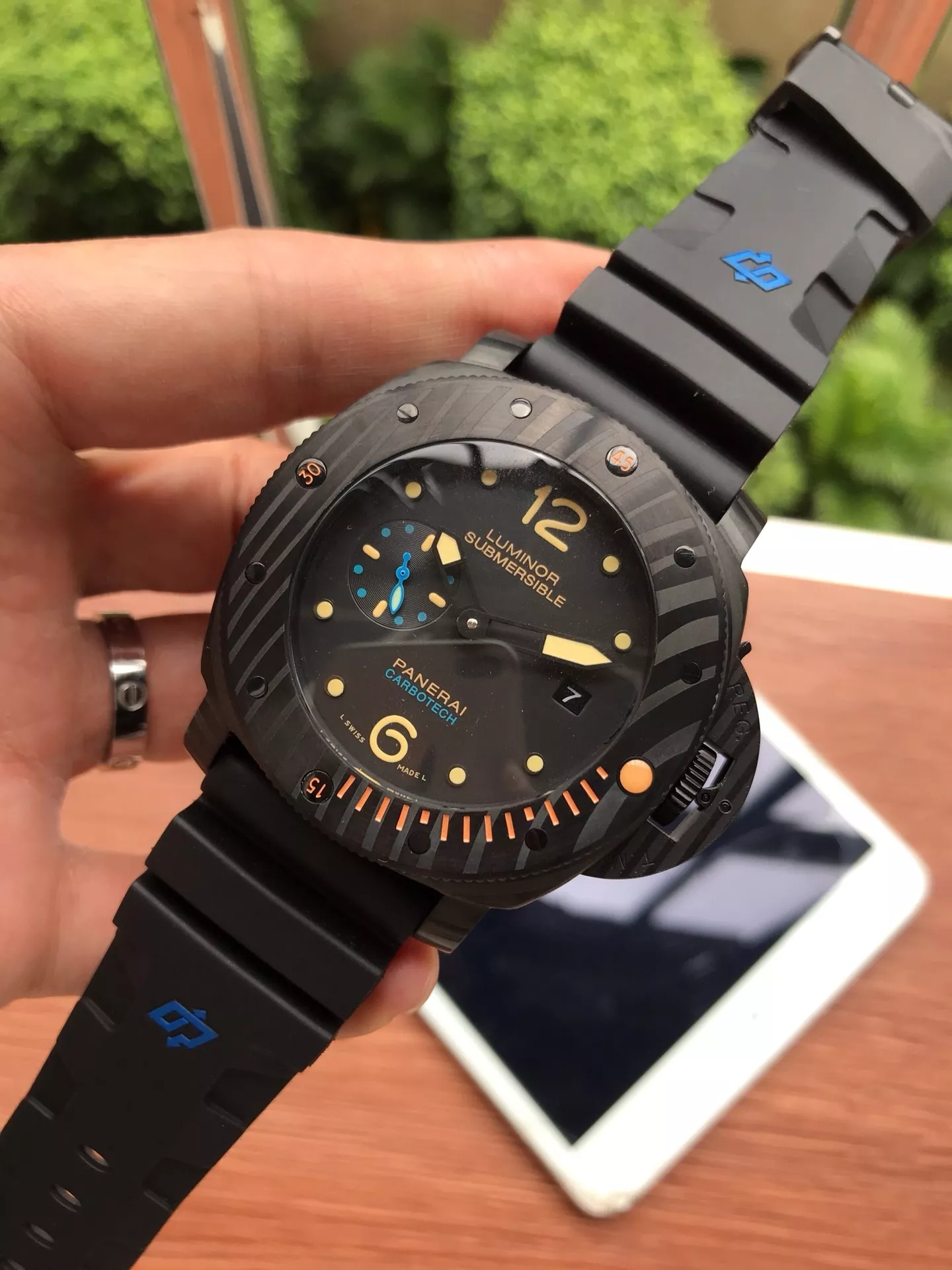 파네라이 루미노르 서브머저블 47mm 기계식 러버 스트랩 워치 상세 이미지 5