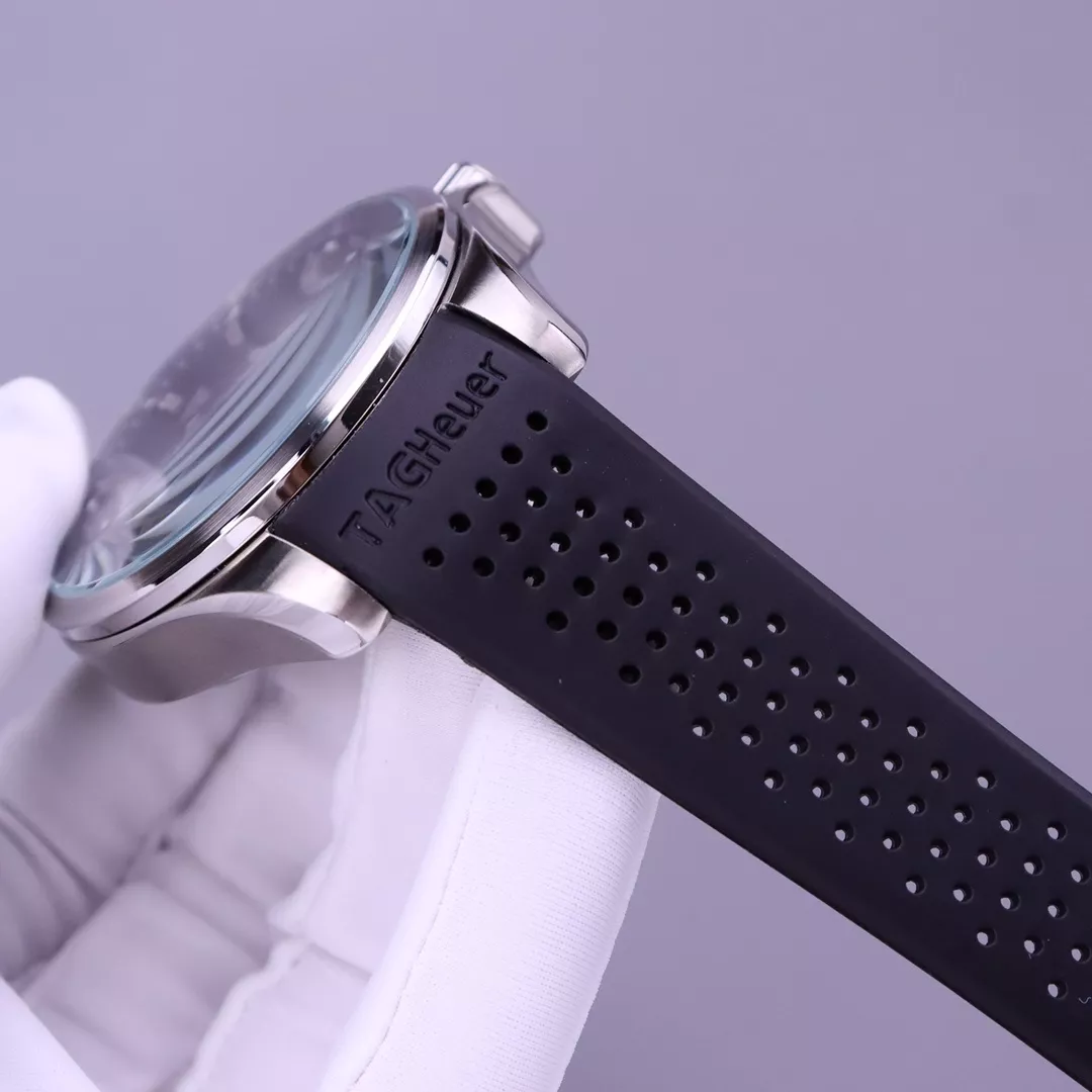 태그호이어 까레라 45mm 316L 스틸 수동 기계식 워치 상세 이미지 6