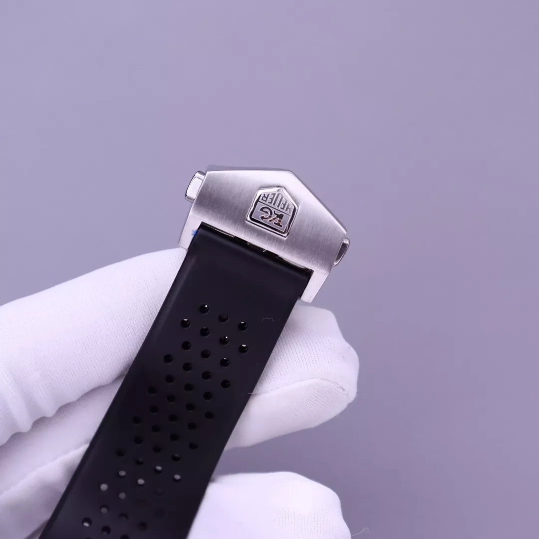 태그호이어 까레라 45mm 316L 스틸 수동 기계식 워치 상세 이미지 7