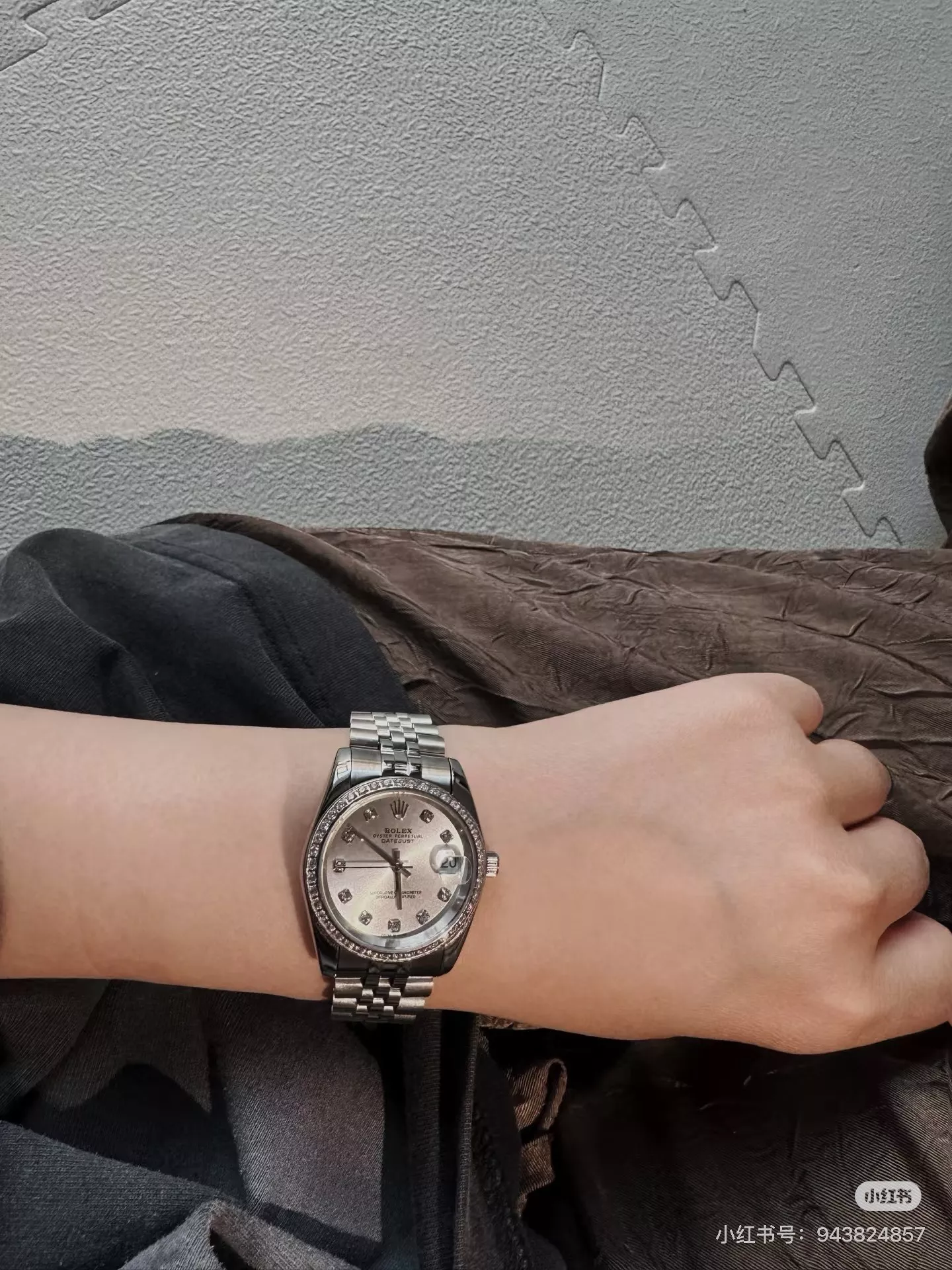 롤렉스 로그 시리즈 31mm 쿼츠 메탈 워치 상세 이미지 10