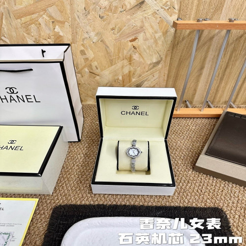 샤넬 23mm 스테인리스 쿼츠 브레이슬릿 워치