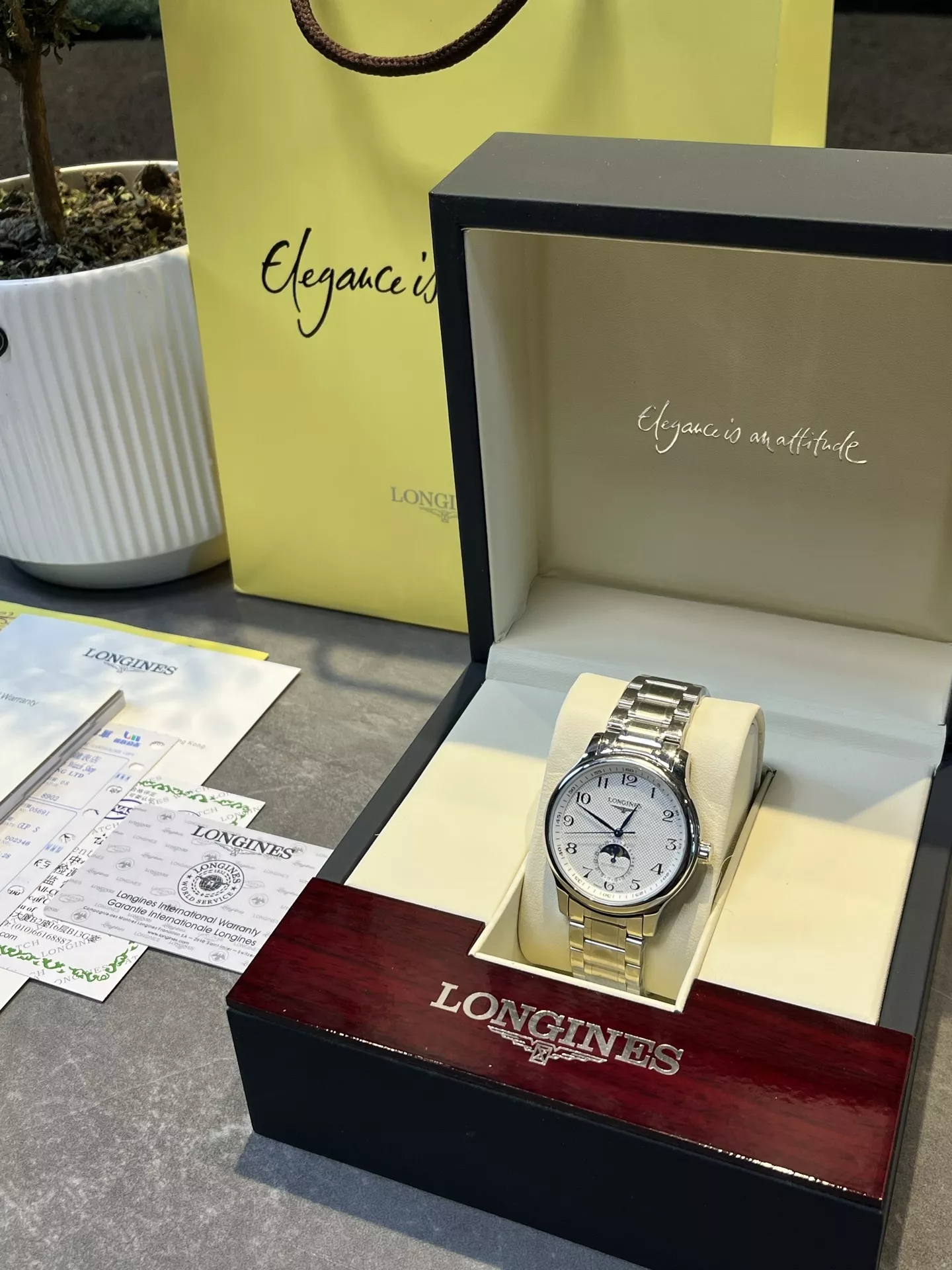 론진 마스터 문페이즈 40mm 기계식 워치 상세 이미지 2