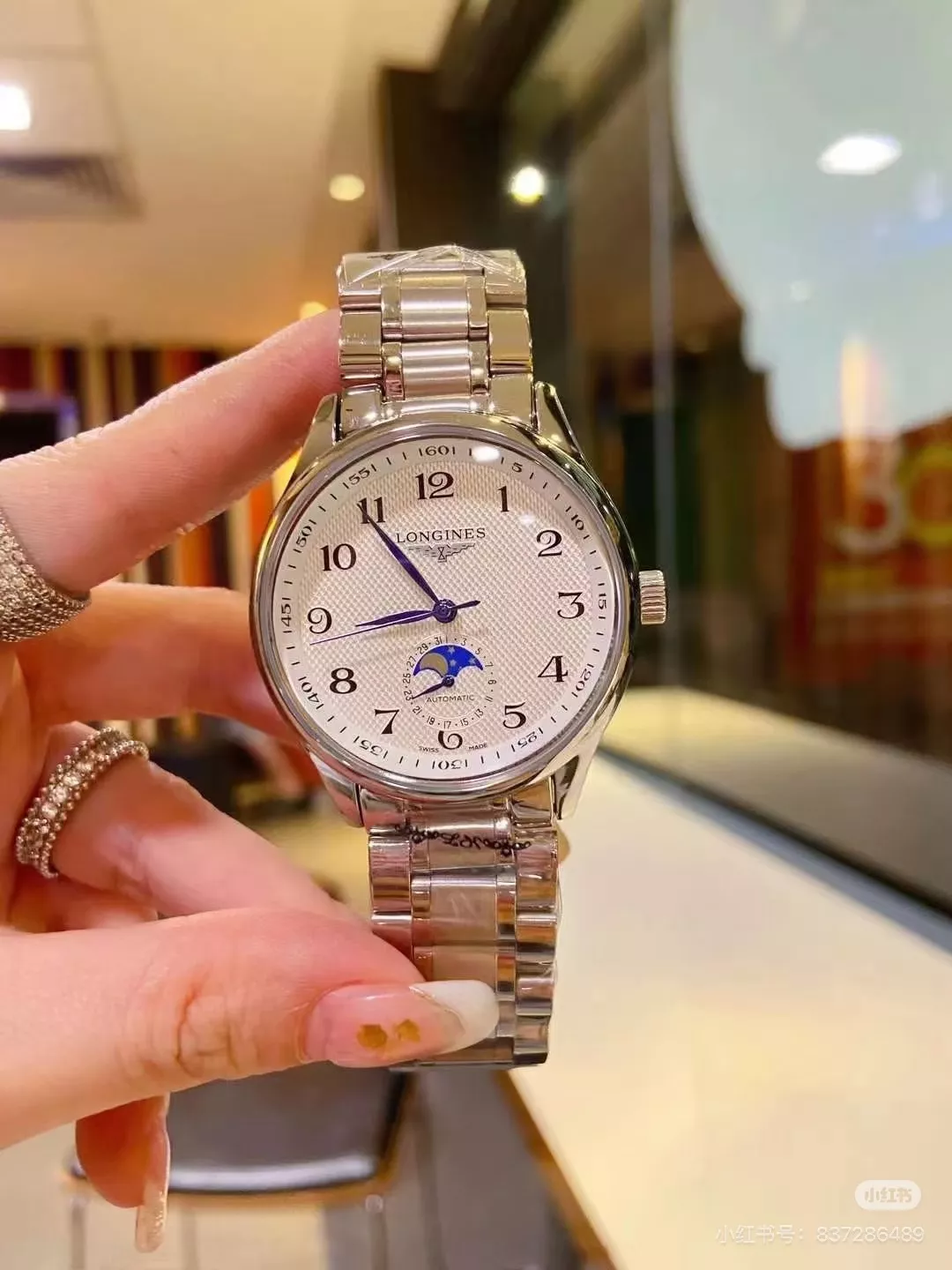 론진 마스터 문페이즈 40mm 기계식 워치 상세 이미지 10