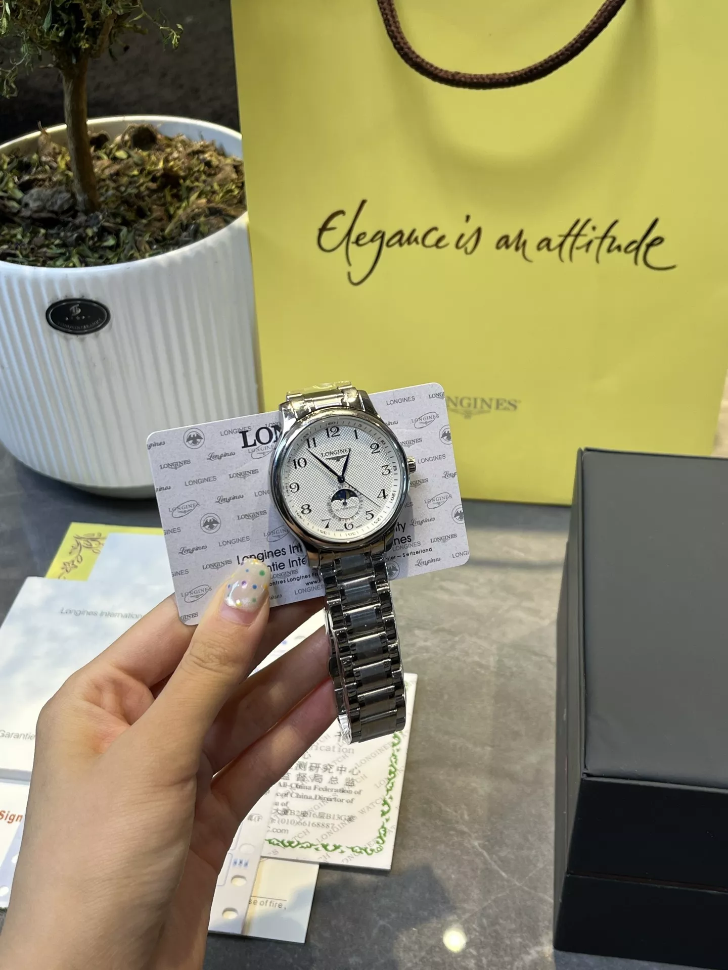 론진 마스터 문페이즈 40mm 기계식 워치 상세 이미지 9