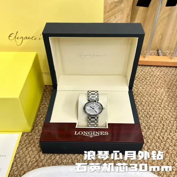론진 하트문 아웃다이얼 30mm 쿼츠 메탈 워치