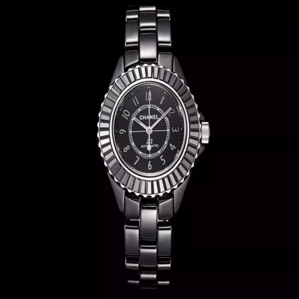 샤넬 J12 33mm 블랙 세라믹 오토매틱 워치