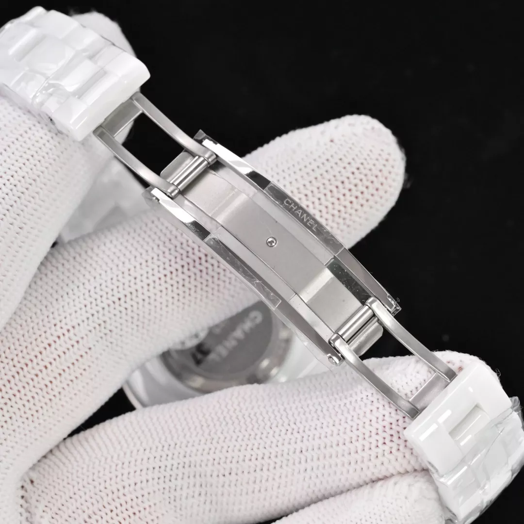 샤넬 J12 33mm 세라믹 쿼츠 워치 상세 이미지 8