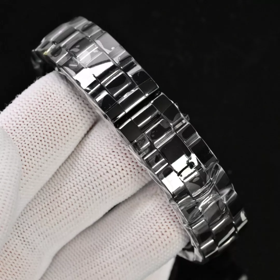 샤넬 J12 33mm 세라믹 스위스 쿼츠 워치 상세 이미지 7