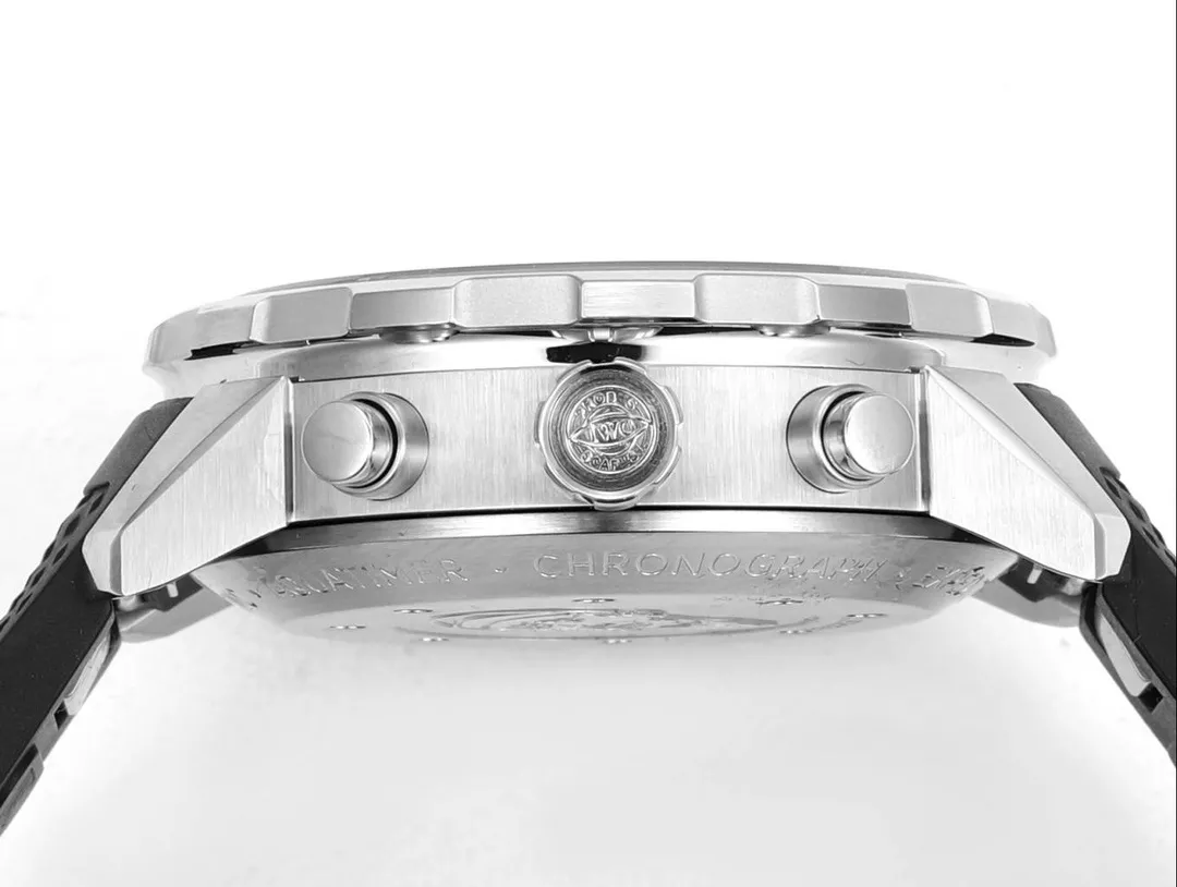IWC샤프하우젠 아쿠아타이머 크로노그래프 44mm 러버 스트랩 워치 상세 이미지 6