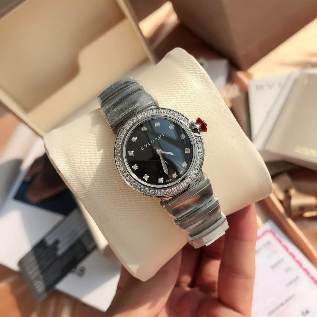 불가리 루체아 다이아 인덱스 자개 다이얼 28mm 쿼츠 워치 상세 이미지 3