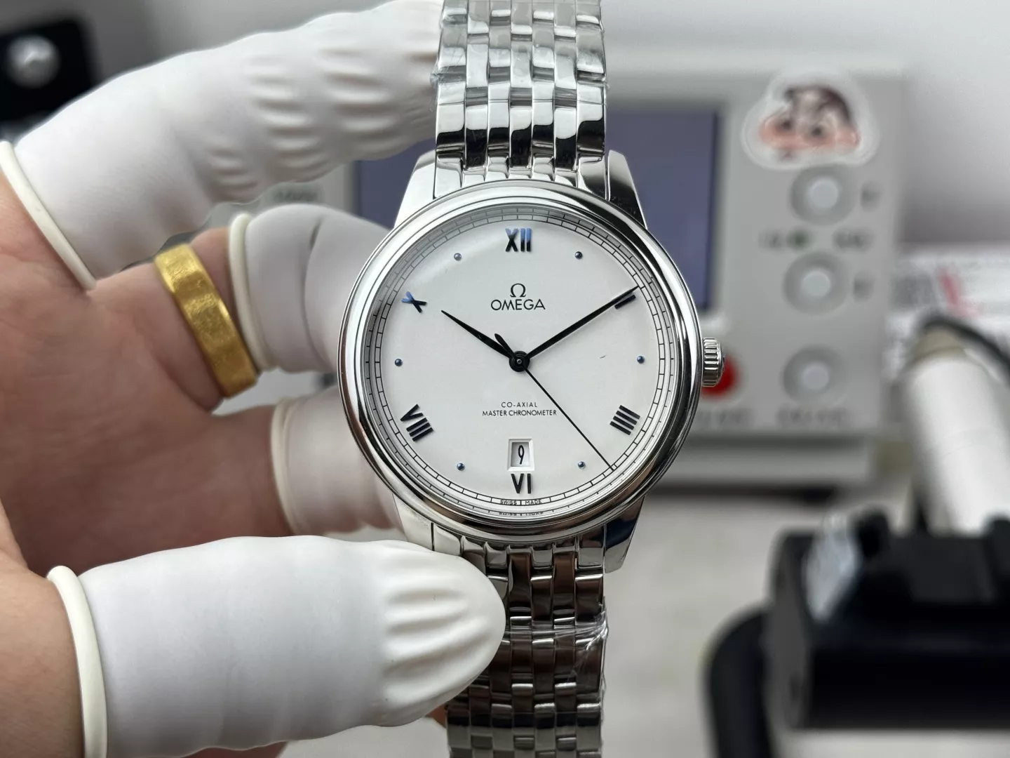 오메가 드빌 디어드롭 클래식 40mm 오토매틱 메탈 워치 상세 이미지 1