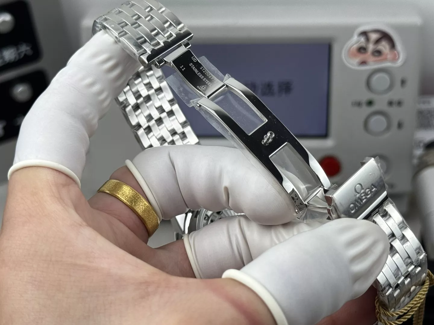 오메가 드빌 디어드롭 클래식 40mm 오토매틱 워치 상세 이미지 8
