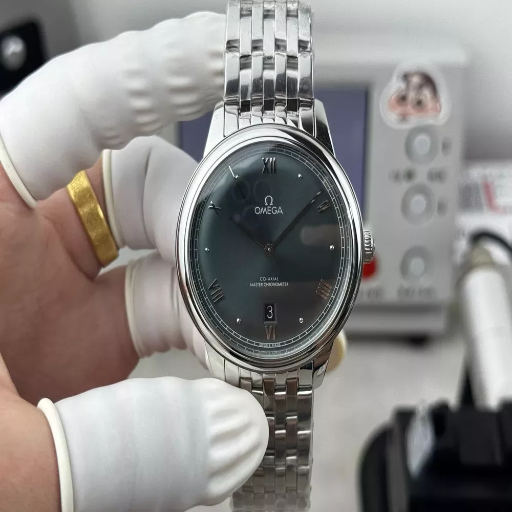 오메가 드빌 디어드롭 클래식 40mm 오토매틱 워치