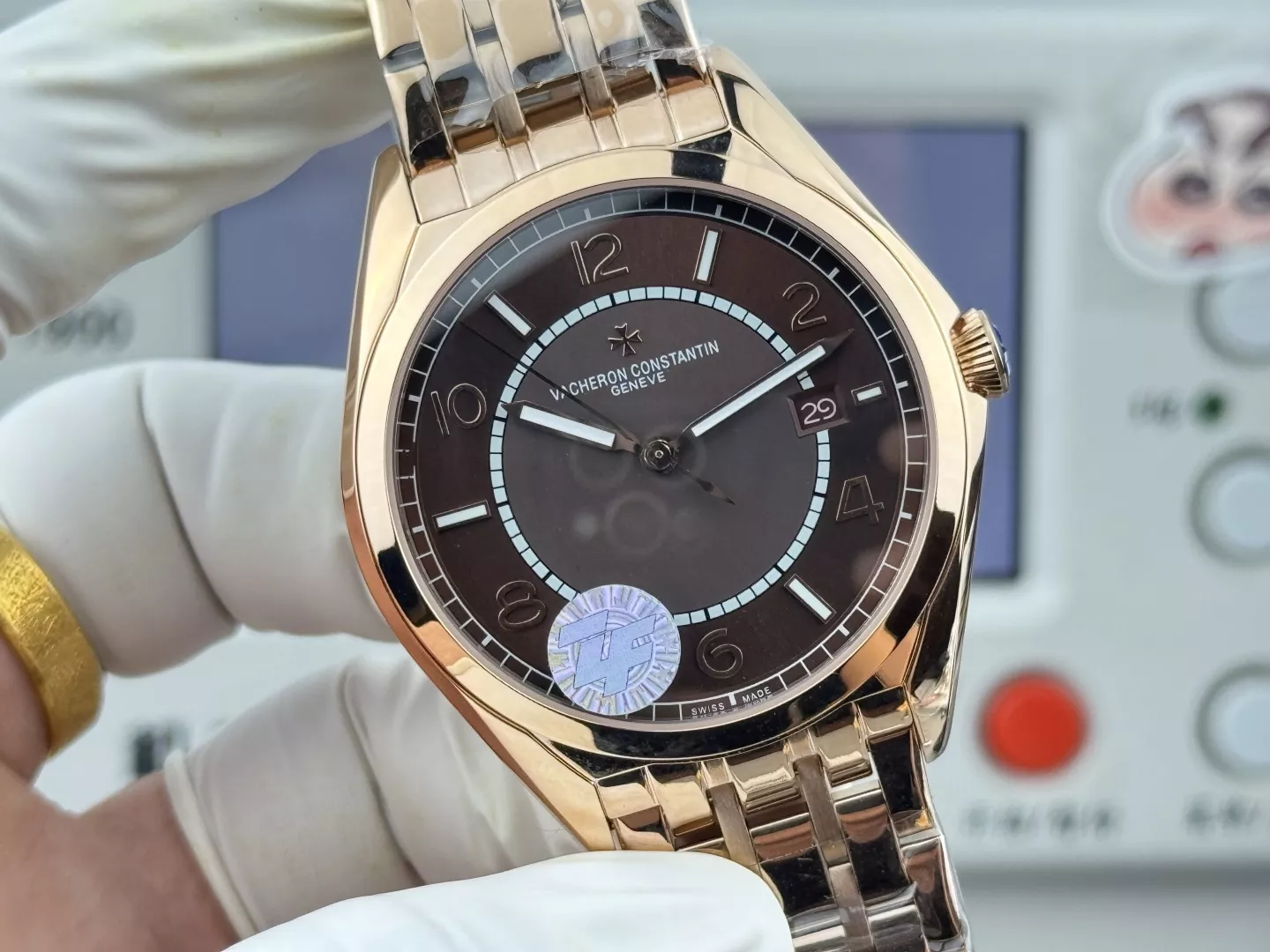 바쉐론콘스탄틴 오버시즈 식스티 스타일 40mm 메탈 오토매틱 워치 상세 이미지 4