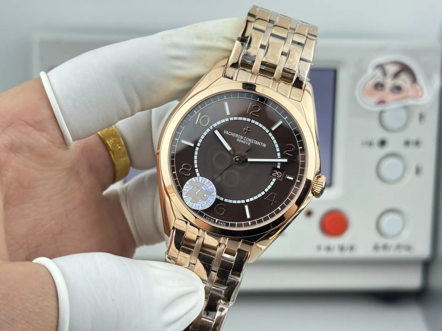 바쉐론콘스탄틴 오버시즈 식스티 스타일 40mm 메탈 오토매틱 워치 상세 이미지 3