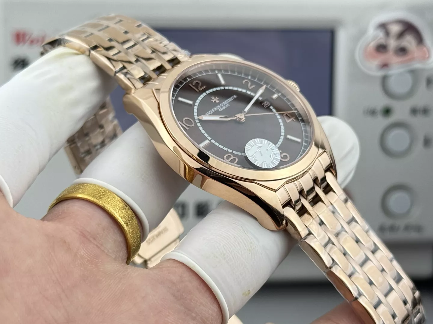 바쉐론콘스탄틴 오버시즈 식스티 스타일 40mm 메탈 오토매틱 워치 상세 이미지 6