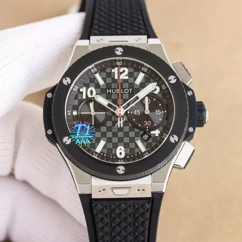 위블로 빅뱅 20주년 기념 43mm 크로노그래프 러버 워치