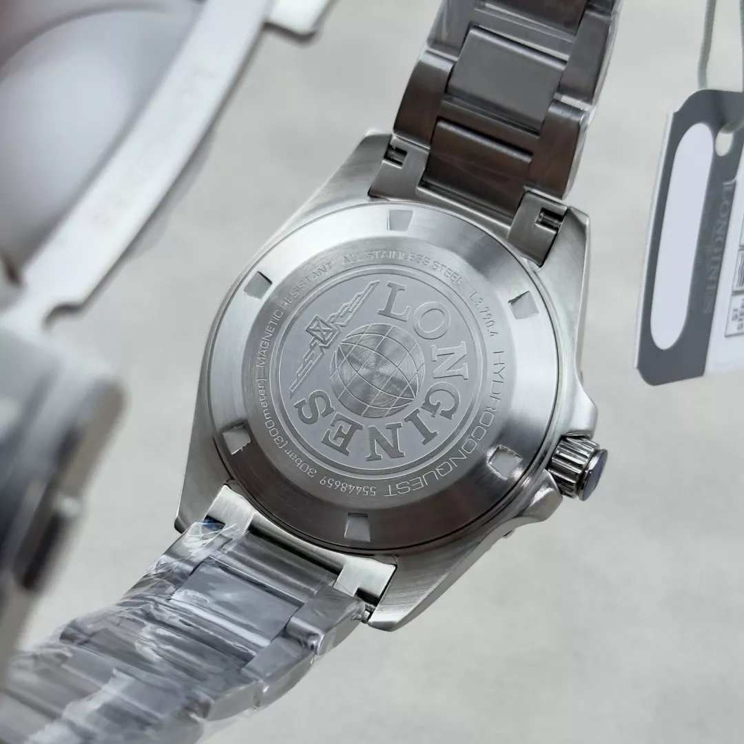 론진 콘퀘스트 3세대 42mm 세라믹 베젤 오토매틱 워치 상세 이미지 8