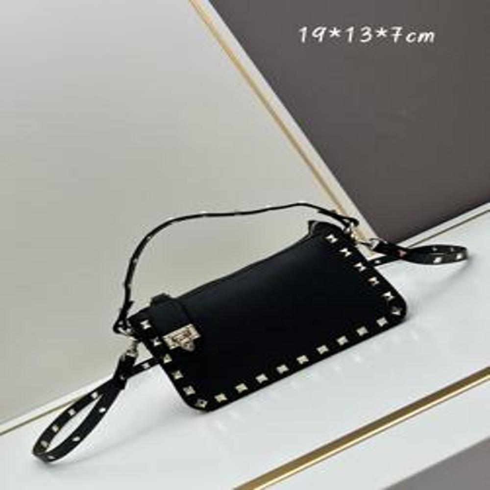발렌티노 락스터드 미니 크로스백