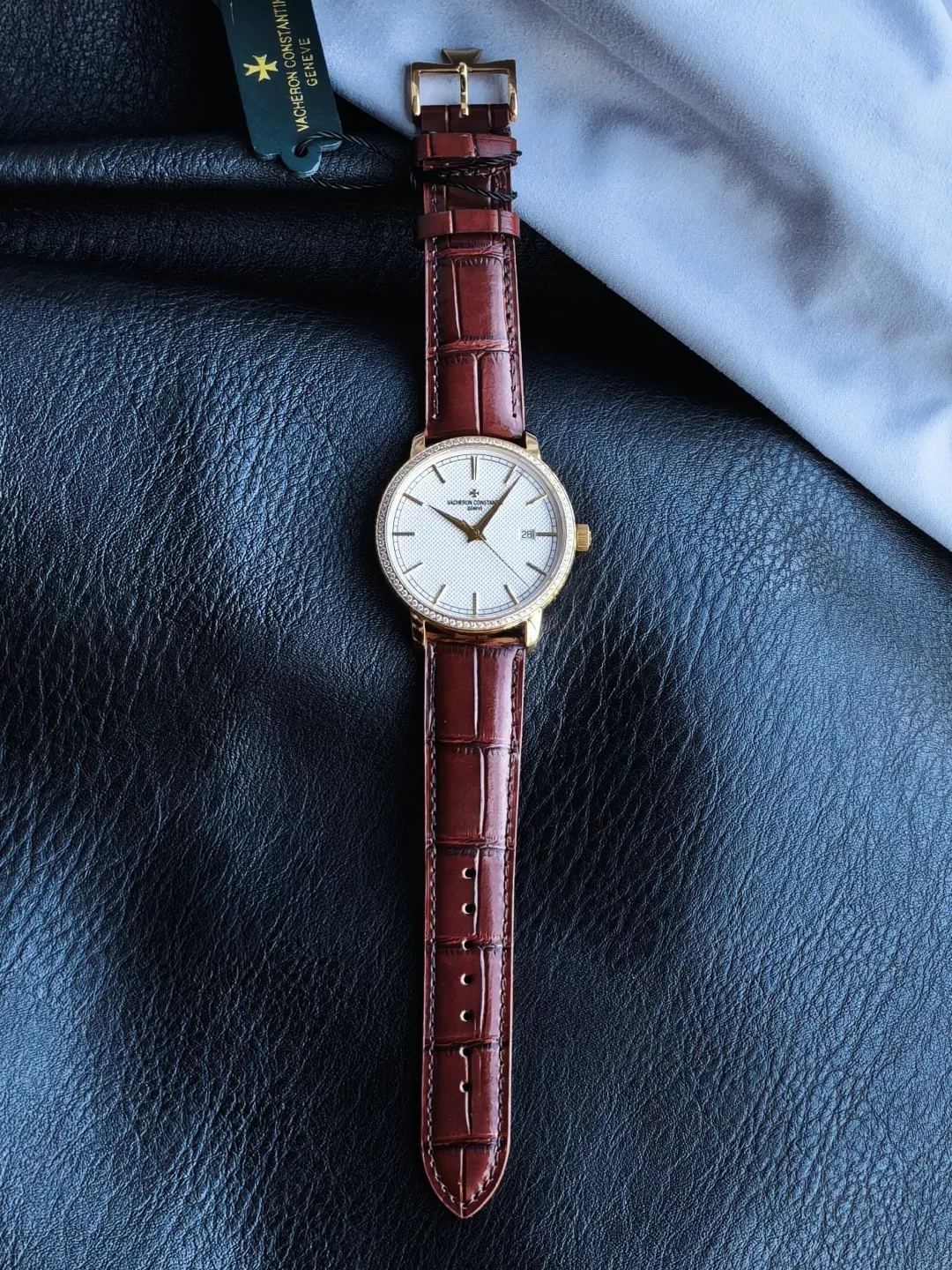 바쉐론콘스탄틴 트래디셔널 40mm 오토매틱 가죽 스트랩 워치 상세 이미지 1
