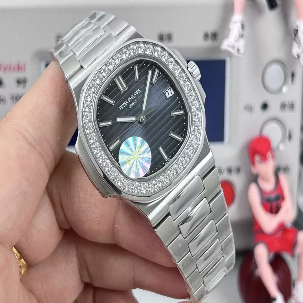 파텍필립 노틸러스 5711 40mm 다이아 베젤 메탈 워치
