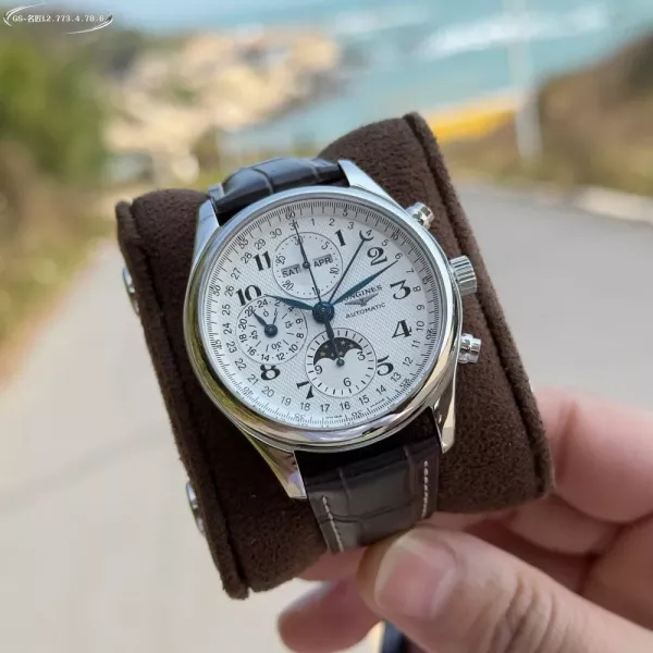 론진 마스터 문페이즈 올캘린더 42mm 가죽 워치