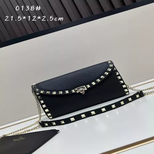 발렌티노 가라바니 락스터드 소가죽 스몰 체인 크로스백
