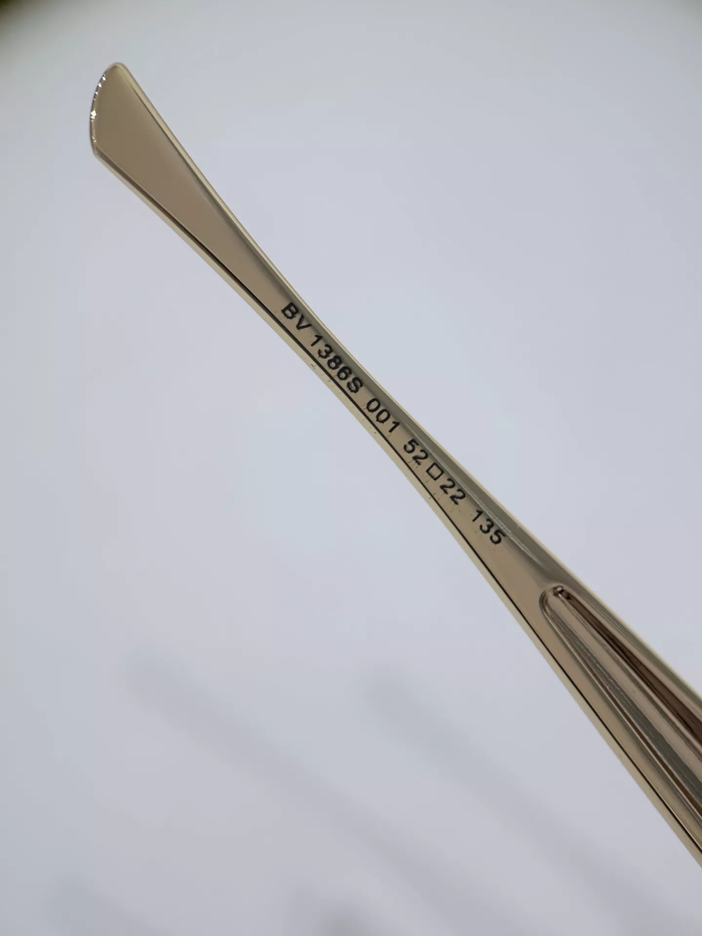 보테가베네타 BV1386S 사딘 메탈 오벌 선글라스 상세 이미지 18