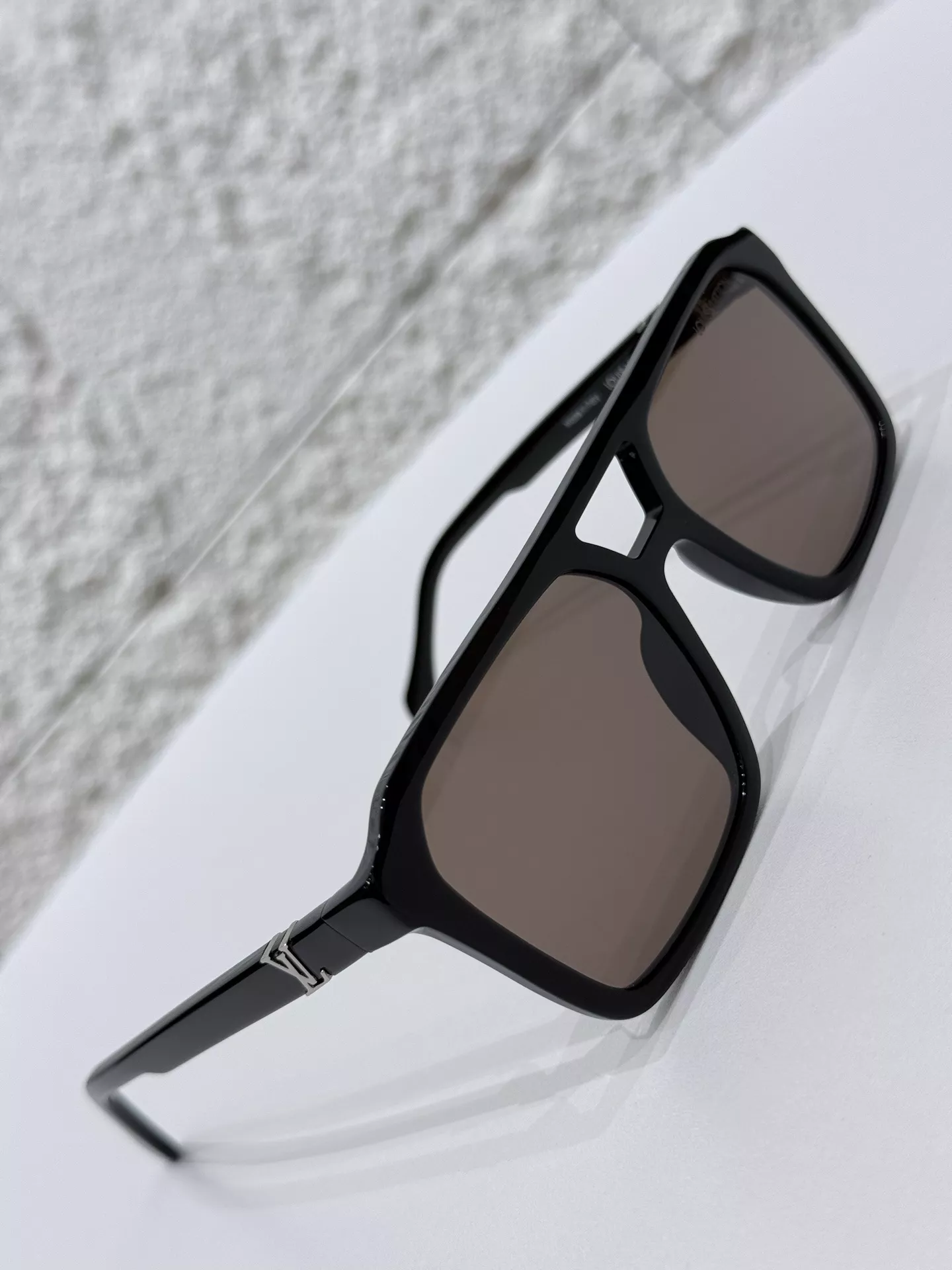 루이비통 히트 라지 스퀘어 로고 선글라스 상세 이미지 86