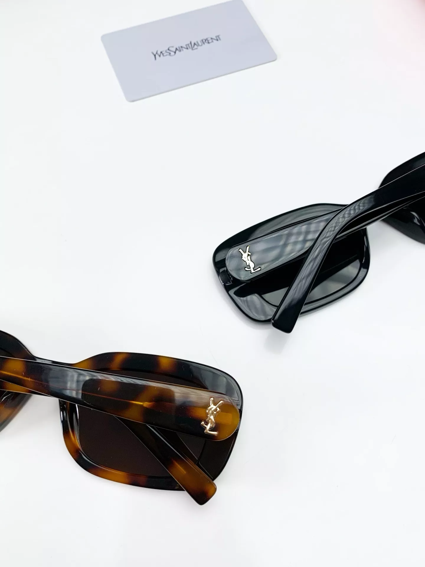 입생로랑 SLM130/F YSL 로고 슬림 렉탱글 선글라스 상세 이미지 3