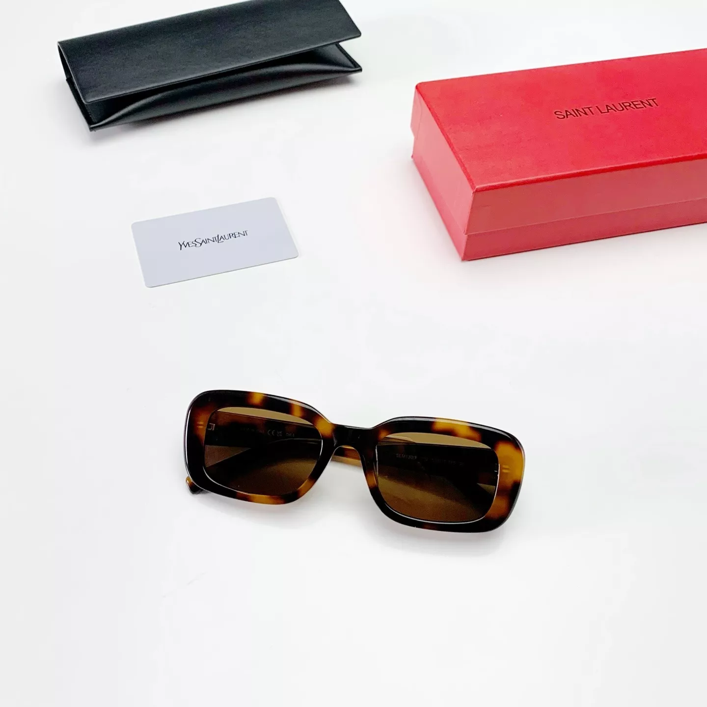 입생로랑 SLM130/F YSL 로고 슬림 렉탱글 선글라스 상세 이미지 10
